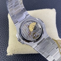 Patek Philippe Nautilus en Acero con Complicaciones de Calendario y Fase Lunar - Elegancia y Sofisticación Técnica